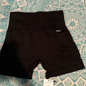 AYBL black balance v2 seamless shorts